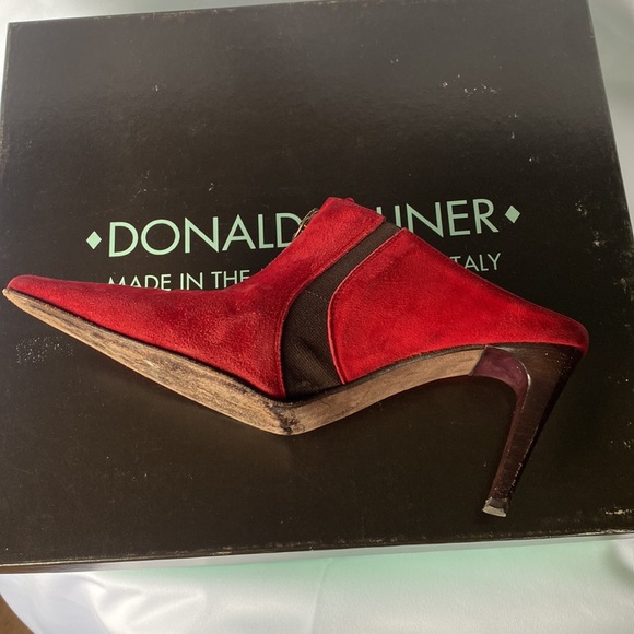 Donald Pliner Couture Red Suede Boot Mules, Size 6 - Picture 3 of 7